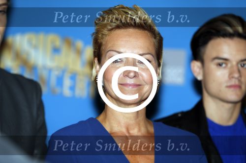 Amsterdam 6 oktober 2015 
Presentatie zangers musicals in concert in het ziggo dome. De aanwezigen waren Anouk Maas B Brave Stanley Burleson Mariska v Kolck Simone Kleinsma William Spaaij Eric v Tijn Rene v Kooten en Maurice Wijnen.