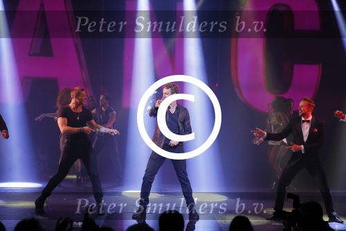 Utrecht 27 september 2015
Premiere the bodyguard met oa Romy Monteiro Mark v Eeuwen  Carolina Dijkhuizen en Patrick Martens.