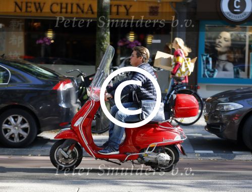 Amsterdam 2 oktober 2015
Martijn Krabbe op zijn vespa scooter
