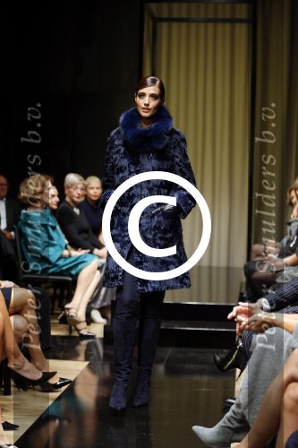 Amsterdam 19 september 2015
De modeshow van Mart Visser in het conservatorium hotel.
Marvy Rieder