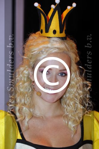 Hilversum 27 september 2015
Premiere twee kleine kleutertjes met Monique Smit naar verhaal van Jan Smit. Ze krijgen uit handen van edsilia Rombley dubbel platina.