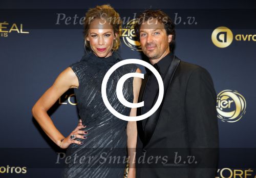 Amsterdam 15 oktober 2015
Uitreiking van de 50e televizierring in carre. Nicolette Kluijver met man
