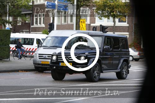 Amsterdam 25 september 2015
Nikkie Plessen in haar mercedes Gelandewagen Jeep