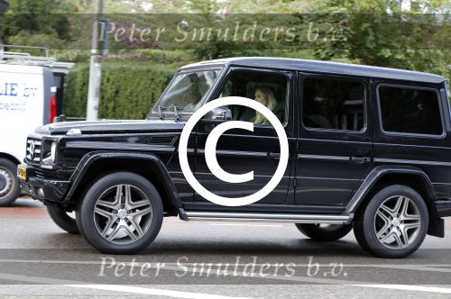Amsterdam 25 september 2015
Nikkie Plessen in haar mercedes Gelandewagen Jeep