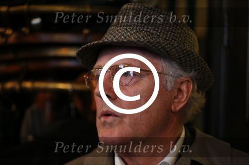 Amsterdam 16 september 2015
Perspresentatie Baantjer Live 2, Gaby Milder, Roben Mitchell van den Dungen, Hayo Kruijff, Nienke Sikkens, Beau Schneider, Peter Tuinman, Peter Romer. Erwin v Lambaart is de producent