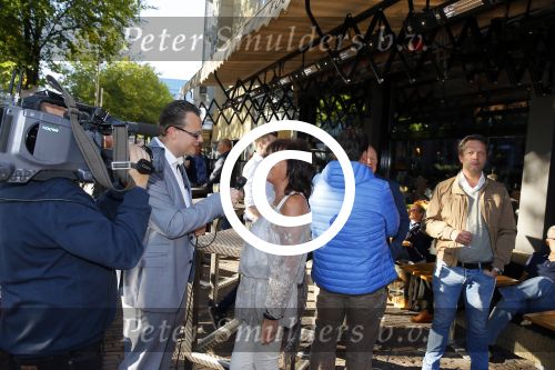 Amsterdam 30 september 2015
Boekpresenatie Joop van Tellingen in Players. Aanwezig Dennis Ria Nathalie en Fender v Tellingen alsmede rest van de familie.