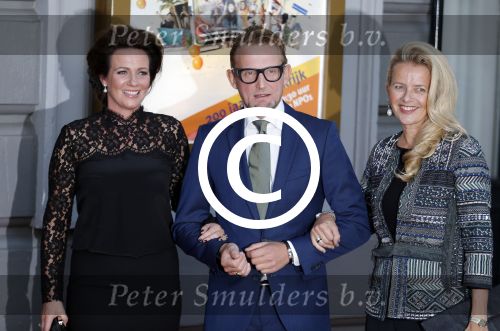 Amsterdam 26 september 2015
200 jaar koninkrijk in carre met oa aanwezig Koning Willem Alexander koningin Maxima en Prinsesd Beatrix.