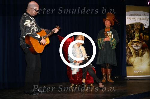 Kaatsheuvel, De Efteling presentatie en voorlezen van het kinderboek \