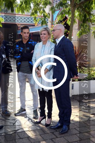 Kaatsheuvel, De Efteling presentatie en voorlezen door Yes-R en Prinses Laurentien
Prinses Laurentien in gesprek met Roel Govers van stichting lezen en schrijven