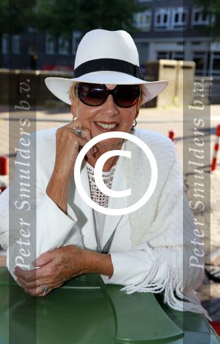 Amsterdam 30 september 2015
Boekpresenatie Joop van Tellingen in Players. Aanwezig Dennis Ria Nathalie en Fender v Tellingen alsmede rest van de familie. Ria Valk