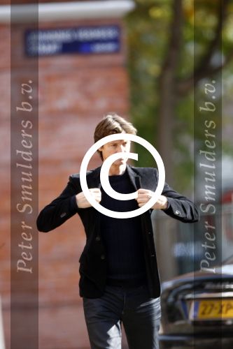 Amsterdam 14 oktober 2009
Rick Engelkes op weg naar stage holding.
Peter Smulder bv