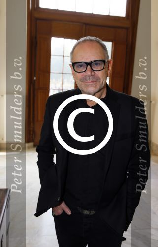 Baarn 4 oktober 2015
Presentatie boek Belinda Meuldijk in kasteel Groeneveld.
Aanwezig Thierry Duval Rob de Nijs Henriette de Nijs Julis Joshi en Robert.
Willeke Alberti krijgt het eerste boek.