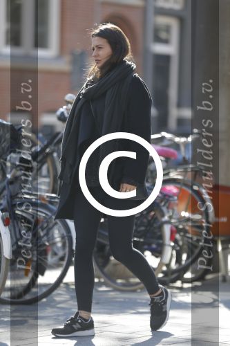 Amsterdam 29 september en 1 oktober 2015
De zwangere vrouw van Arie Boomsma Romy Houwer in Amsterdam.