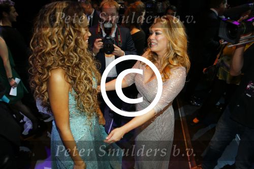 Utrecht 27 september 2015
Premiere the bodyguard met oa Romy Monteiro Mark v Eeuwen  Carolina Dijkhuizen en Patrick Martens. Romy met moeder Antje