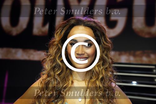Utrecht 27 september 2015
Premiere the bodyguard met oa Romy Monteiro Mark v Eeuwen  Carolina Dijkhuizen en Patrick Martens.