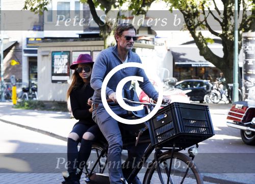 Amsterdam 29 september 2015
Ronald de Boer samen met zijn dochter op de fiets