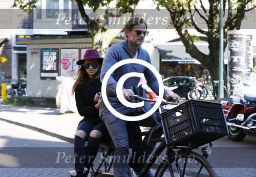 Amsterdam 29 september 2015
Ronald de Boer samen met zijn dochter op de fiets