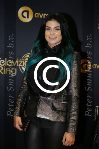 Amsterdam 15 oktober 2015
Uitreiking van de 50e televizierring in carre. Roxeanne Hazes met vriend Nick v Delft
