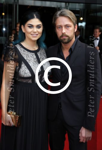 Utrecht 27 september 2015
Premiere the bodyguard met oa Romy Monteiro Mark v Eeuwen  Carolina Dijkhuizen en Patrick Martens. Roxeanne Hazes met vriend Nick v Delft