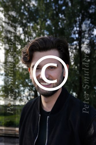 Haarzuilens 27 september 2015
Aktie om bomen te planten gepresenteerd door Beau v Erven Dorens en Angela Groothuizen.
oa Evelyn Struik Trijntje OOsterhuis Nick & Simon Marjan Berk Tineke Schouten Ruud Feltkamp en inge Ipenburg werken mee.