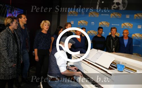 Amsterdam 6 oktober 2015 
Presentatie zangers musicals in concert in het ziggo dome. De aanwezigen waren Anouk Maas B Brave Stanley Burleson Mariska v Kolck Simone Kleinsma William Spaaij Eric v Tijn Rene v Kooten en Maurice Wijnen.