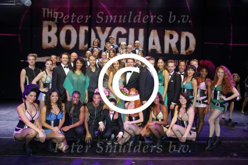 Utrecht 27 september 2015
Premiere the bodyguard met oa Romy Monteiro Mark v Eeuwen  Carolina Dijkhuizen en Patrick Martens.
