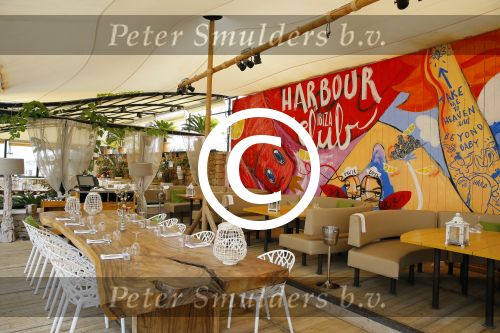 ibiza juli aug 2015
div stranden en clubs op ibiza.
The harbour club