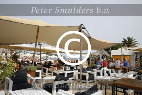 ibiza juli aug 2015
div stranden en clubs op ibiza.
The harbour club
