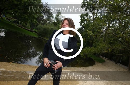 Amsterdam, 21 September 2015
Perspresentatie Dokter Tinus  Dr. Tinus
Tygo Gernandt