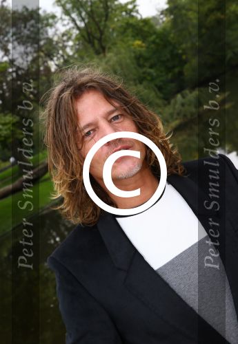 Amsterdam, 21 September 2015
Perspresentatie Dokter Tinus  Dr. Tinus
Tygo Gernandt