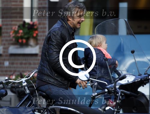 Amsterdam 19 september 2015  
Victor Reinier met zijn dochter op de fiets