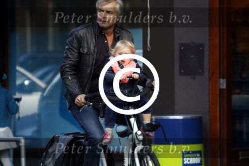 Amsterdam 19 september 2015  
Victor Reinier met zijn dochter op de fiets