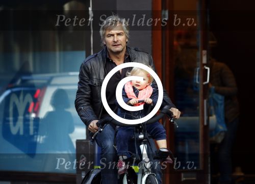 Amsterdam 19 september 2015  
Victor Reinier met zijn dochter op de fiets