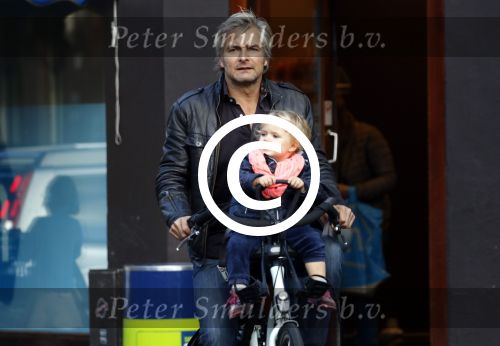 Amsterdam 19 september 2015  
Victor Reinier met zijn dochter op de fiets