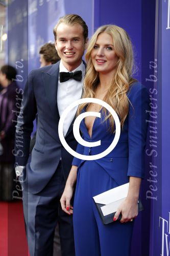 Amsterdam 11 oktober 2015
Premiere de tweeling in het nieuwe de la mar theater
Vincent v d Ende en partner Esmee Geeratz