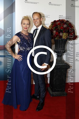 Amsterdam 7 september 2016
Premiere Nationaal ballet in de stopera. Arnoud vrouw met een kennis