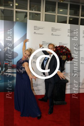 Amsterdam 7 september 2016
Premiere Nationaal ballet in de stopera. Arnoud vrouw met een kennis