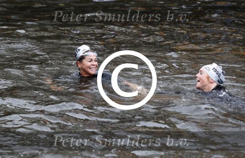 Amsterdam 11 september 2016
Amsterdam city swim tbv ALS door de amsterdamse grachten. Bartina en Debbie Koeman
