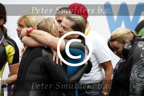Amsterdam 11 september 2016
Amsterdam city swim tbv ALS door de amsterdamse grachten. Bartina en Debbie Koeman