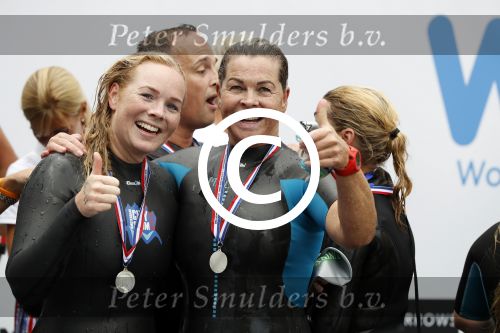 Amsterdam 11 september 2016
Amsterdam city swim tbv ALS door de amsterdamse grachten. Bartina en Debbie Koeman