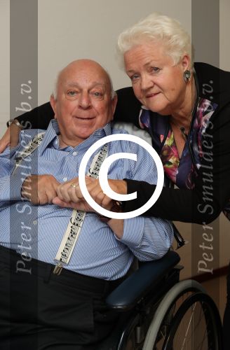 Vlaardingen, 29 September 2016
Bas v Toor in rolstoel samen met zijn vrouw Coby v Toor in zijn kamer bij Revalidatiecentrum Marnix