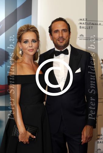 Amsterdam 7 september 2016
Premiere Nationaal ballet in de stopera. Chantal janzen met man Marco
