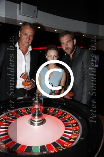Amsterdam 27 september 2016
Presentatie cast indecent proposal met Matteo v d Grijn Roos v Erkel en Chris tates in het holland casino. Hans Cornelisse is een van de producenten.