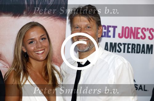 Amsterdam 13 september 2016
Premiere Bridget Jones baby in Tuschinski. erik v d Hoff met ...(dochter??)
