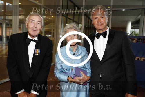 Amsterdam 7 september 2016
Premiere Nationaal ballet in de stopera. Erland Galjaard met zijn ouders
