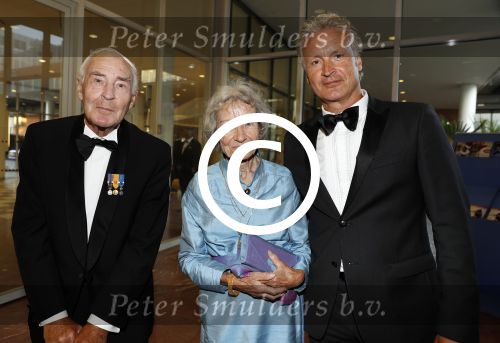 Amsterdam 7 september 2016
Premiere Nationaal ballet in de stopera. Erland Galjaard met zijn ouders