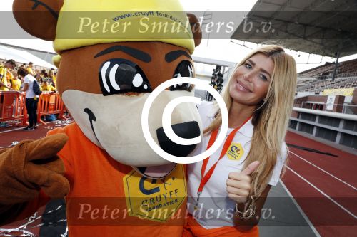 Amsterdam 21 september 2016
Sportdag van de Johan Cruijff foundation in het Olympisch stadion. Danny Cruijff en Estelle Cruijff zijn aanwezig .