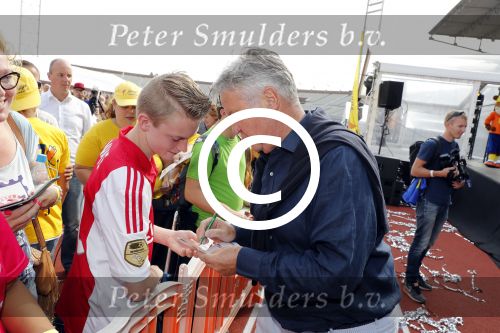 Amsterdam 21 september 2016
Sportdag van de Johan Cruijff foundation in het Olympisch stadion. Danny Cruijff en Estelle Cruijff zijn aanwezig . Guus Hiddink
