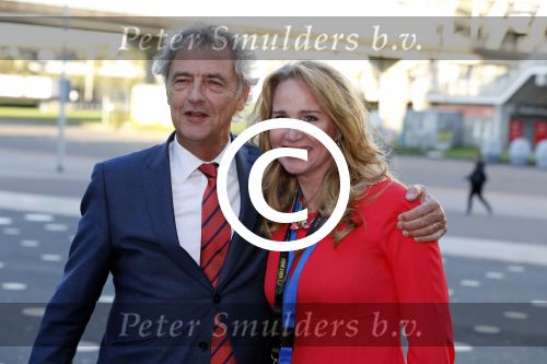 Amsterdam 4 oktober 2016
Bijeenkomst met divers sprekers in het ziggo dome. Helga v leur met Rogier v Boxtel