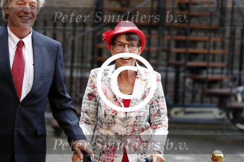 Den Haag 20 september 2016
Prinsjesdag 2016 op het binnenhof en op paleis noordeinde met 
Jetta Klijnsma en haar man op de fiets